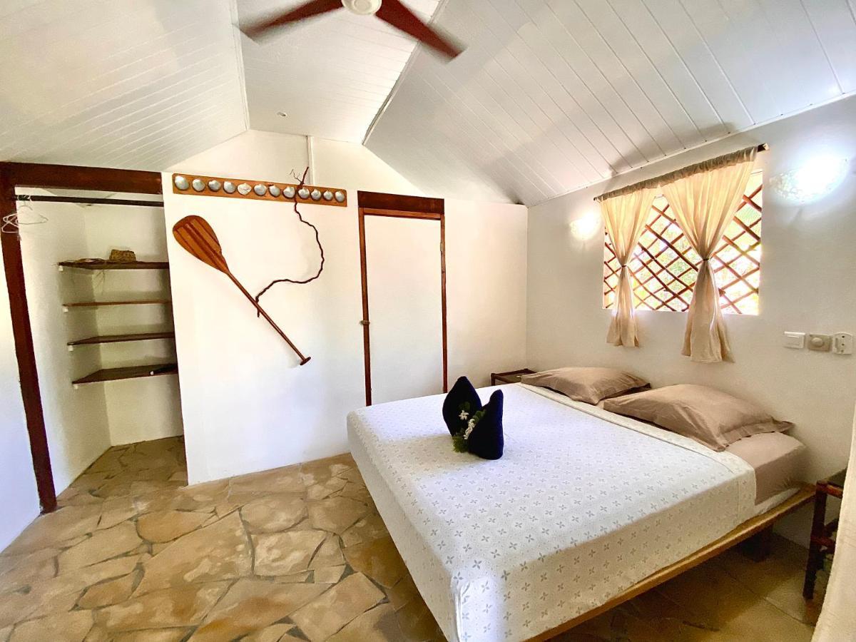 Poe Guesthouse Rangiroa Экстерьер фото